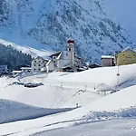 Hotel Alt Tyrol 3*