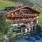 Alt Tyrol 3*